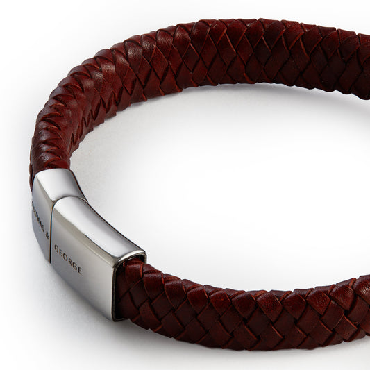 Thomas & George Brown Eleganter Leder-ovaler Bolo-Armband mit Silberverschluss